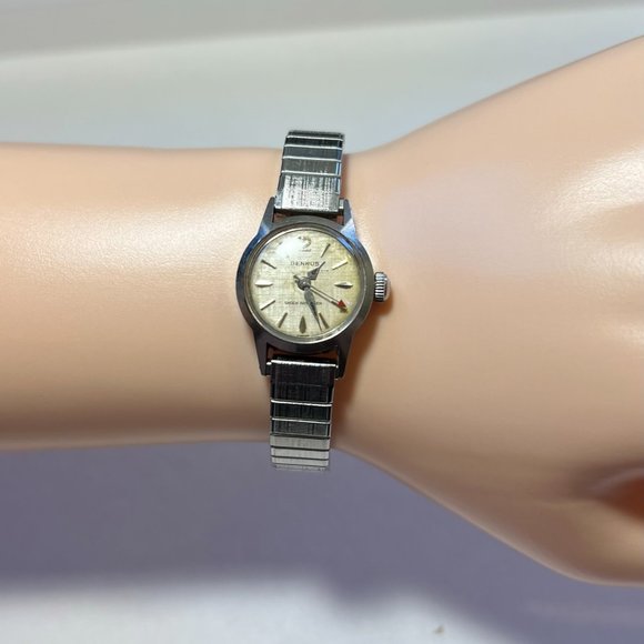 Vintage Benrus Shock Absorber Watch Swiss (1920-1970)s Silver Tone Flexible Band main image 5